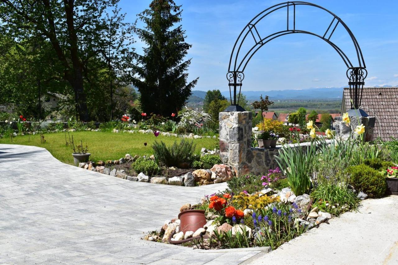 Apartmaji Lejardin Škofljica Екстериор снимка