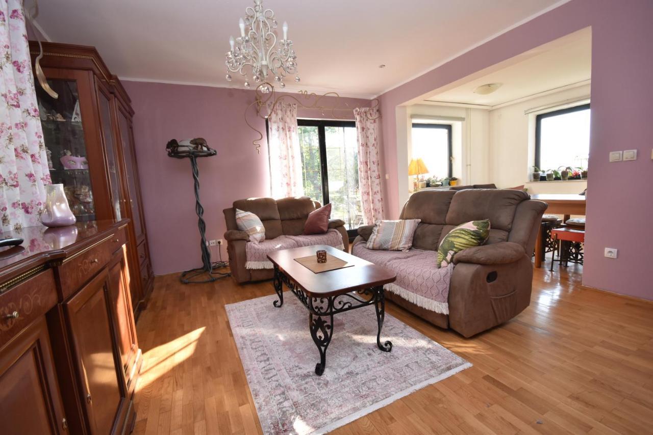 Apartmaji Lejardin Škofljica Екстериор снимка